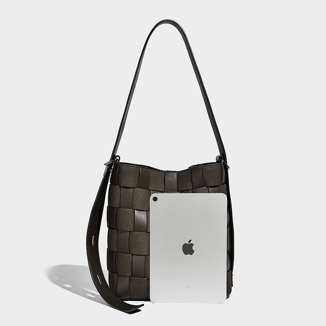 Clara Woven Bag Chocolate