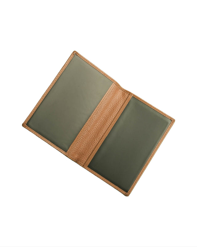 Passport Holder Caramel