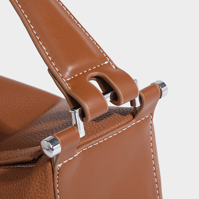 Evelyn Crossbody Tan